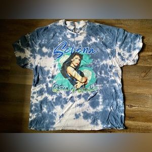 Selena Graphic T-Shirt Large Blue White Queen of Cumbia Tie Dye Cotton.